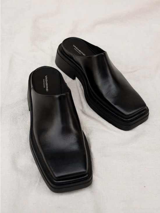 Vagabond Shoes - Vagabond Black Leather Square-Toe Slip-On Mules